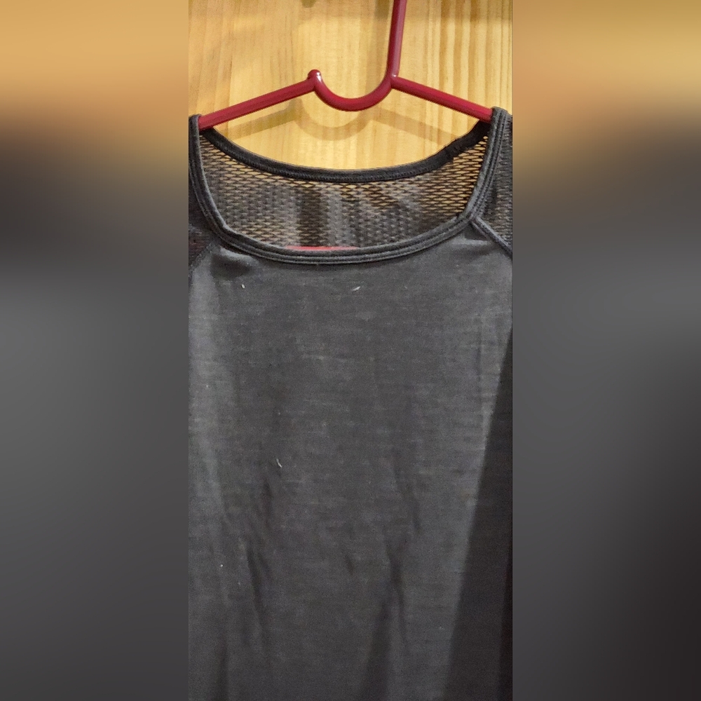 Tapout Mesh Athletic Workout Shirt - Picture 4 of 9